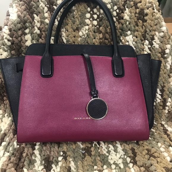 💕💕 💯 authentic Bvlgari Alba handbag - Picture 1 of 4